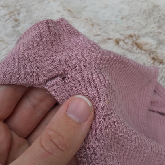 keyhole crop top ☾ - Picture 4 of 4